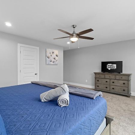 Вилла Rebecca'S Downtown Luxury Living Кларксвилл Экстерьер фото