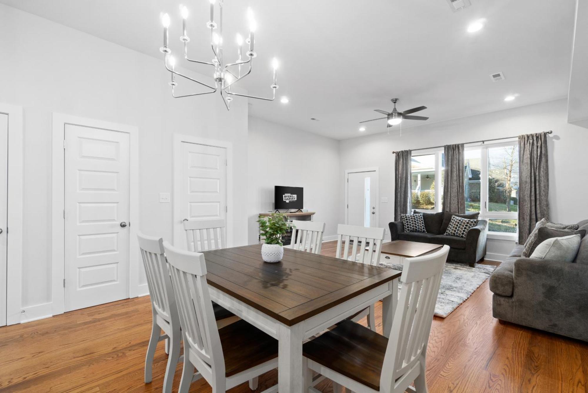 Вилла Rebecca'S Downtown Luxury Living Кларксвилл Экстерьер фото