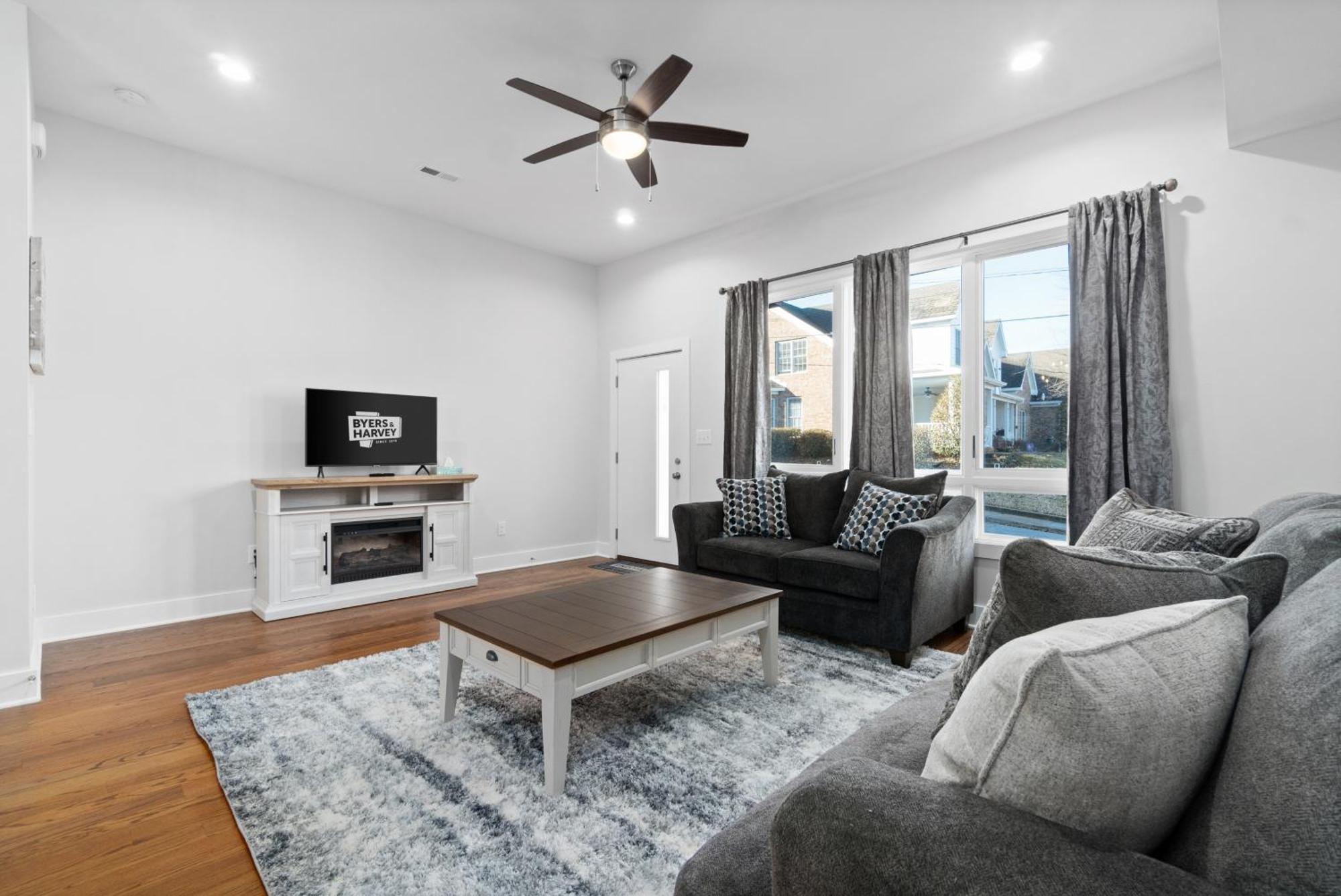 Вилла Rebecca'S Downtown Luxury Living Кларксвилл Экстерьер фото